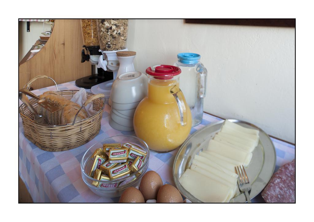 B&B Casale Virgili Siena Bagian luar foto