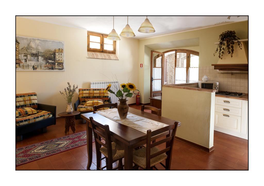 B&B Casale Virgili Siena Bagian luar foto