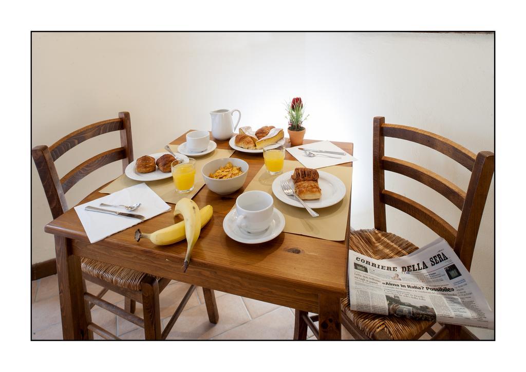 B&B Casale Virgili Siena Bagian luar foto