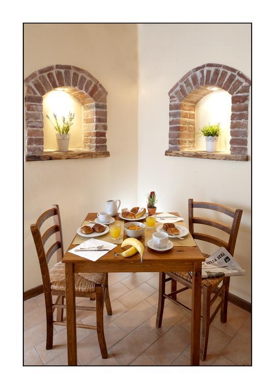 B&B Casale Virgili Siena Bagian luar foto